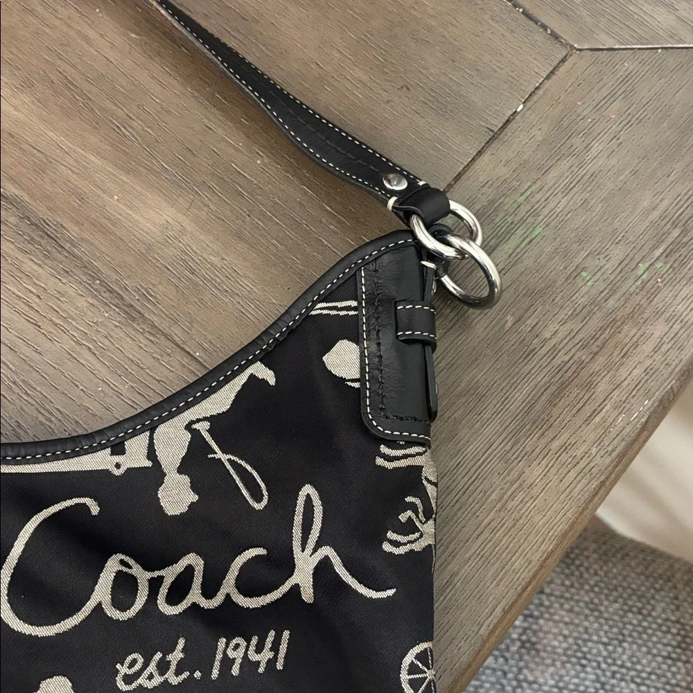 Coach vintage Horse & Carriage hobo shoulder bag black & grey canvas purse Y2K